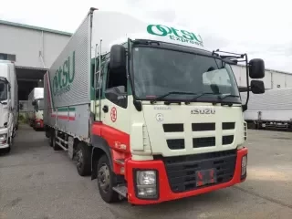 ISUZU GIGA