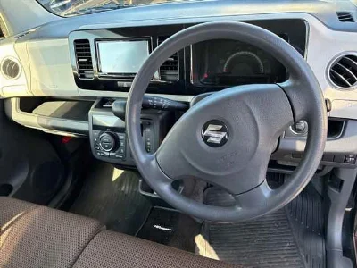 SUZUKI MRWAGON