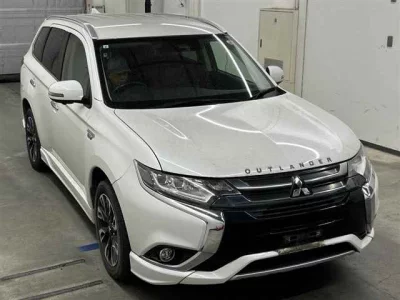 MITSUBISHI OUTLANDER PHEV