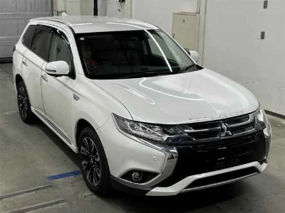 MITSUBISHI OUTLANDER PHEV