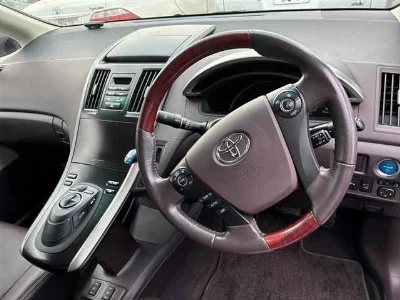 TOYOTA SAI