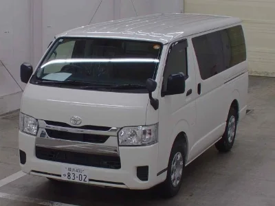 TOYOTA REGIUS VAN