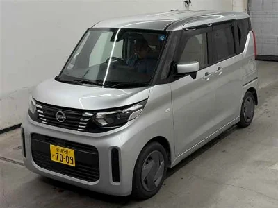 NISSAN ROOX