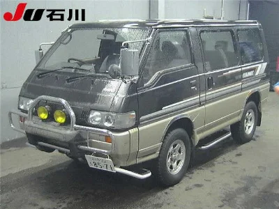 MITSUBISHI DELICA WAGON