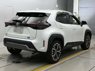 TOYOTA YARIS CROSS
