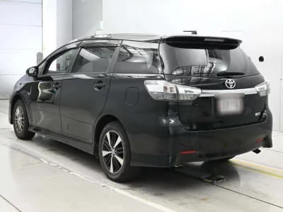 TOYOTA WISH