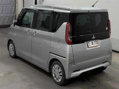 MITSUBISHI EK SPACE