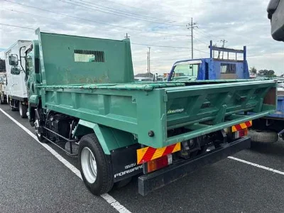 ISUZU FORWARD