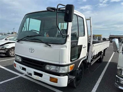 TOYOTA DYNA