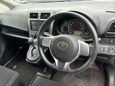 TOYOTA RACTIS