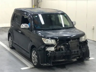 TOYOTA BB