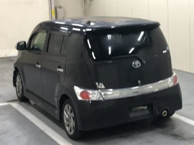 TOYOTA BB