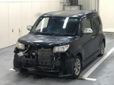 TOYOTA BB