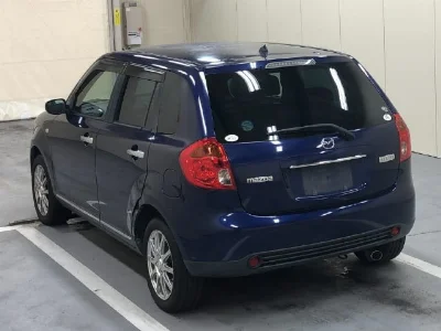 MAZDA VERISA