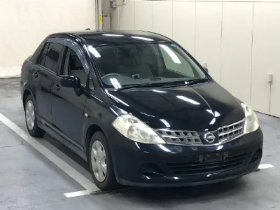 NISSAN TIIDA LATIO