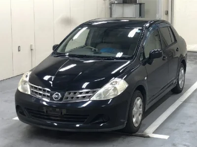 NISSAN TIIDA LATIO