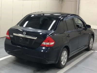 NISSAN TIIDA LATIO