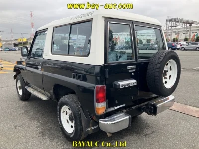 TOYOTA LAND CRUISER