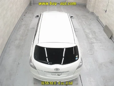 TOYOTA MARK X ZIO