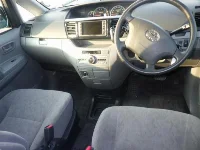 Цена авто Toyota Voxy с аукционов Японии, номер кузова AZR60G, пробег 44 000, оценка 2