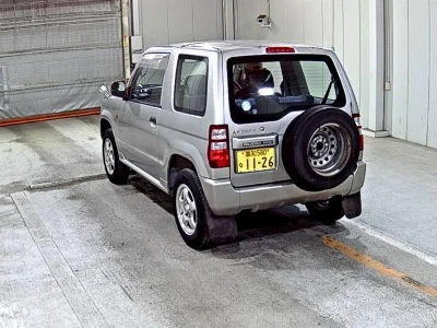 MITSUBISHI PAJERO MINI