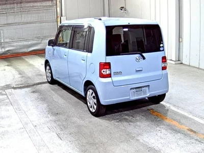 TOYOTA PIXIS SPACE