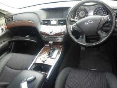 NISSAN FUGA