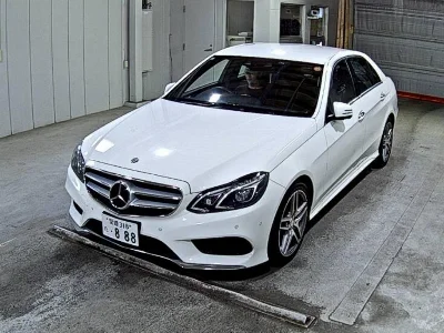 MERCEDES BENZ E CLASS