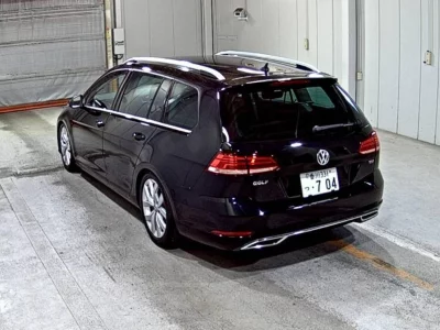 VOLKSWAGEN GOLF VARIANT
