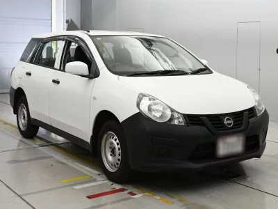 NISSAN AD