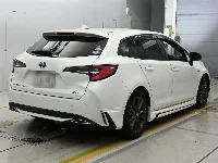Цена авто Toyota Corolla Touring с аукционов Японии, номер кузова ZWE211W, пробег 45 000, оценка 8
