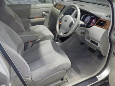 NISSAN TIIDA LATIO