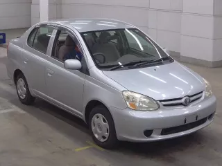 TOYOTA PLATZ