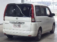 Цена авто Nissan Serena с аукционов Японии, номер кузова C25, пробег 202 000, оценка 4