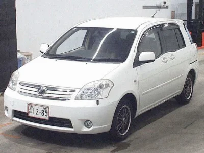 TOYOTA RAUM