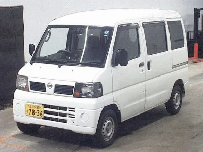 NISSAN CLIPPER VAN