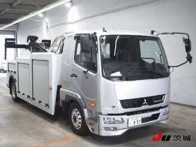 MITSUBISHI FUSO FIGHTER