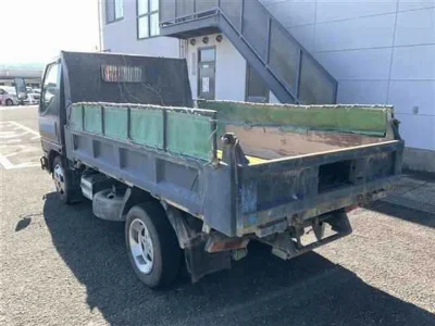 MITSUBISHI CANTER