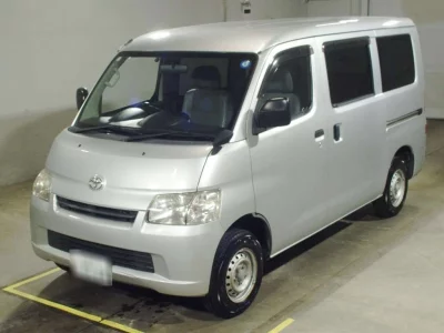TOYOTA TOWN ACE VAN