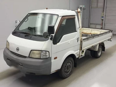 NISSAN VANETTE TRUCK