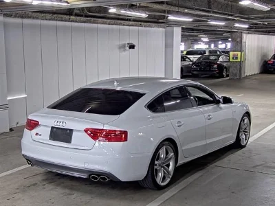 AUDI S5 SPORTBACK