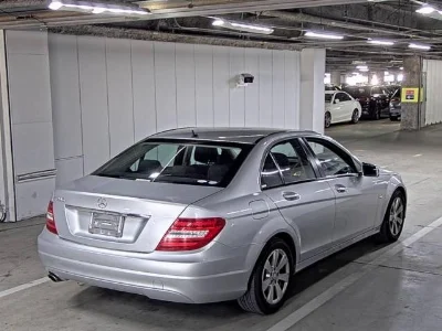 MERCEDES BENZ C CLASS