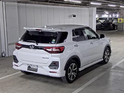 DAIHATSU ROCKY