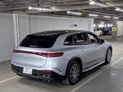 MERCEDES BENZ EQS SUV