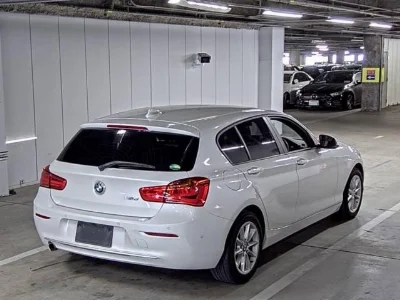 BMW 1 SERIES