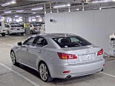 LEXUS IS