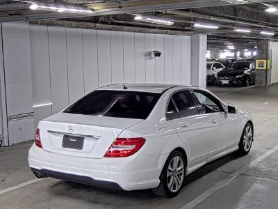 MERCEDES BENZ C CLASS