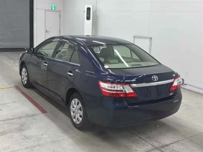 TOYOTA PREMIO