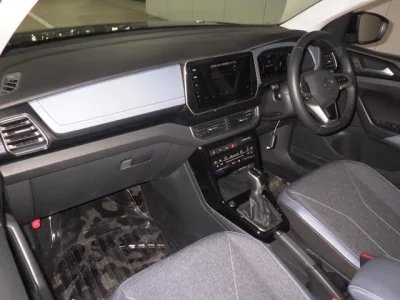 VOLKSWAGEN T-CROSS