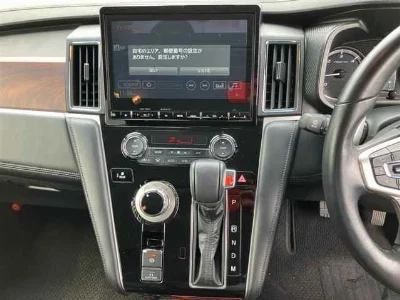MITSUBISHI DELICA D5